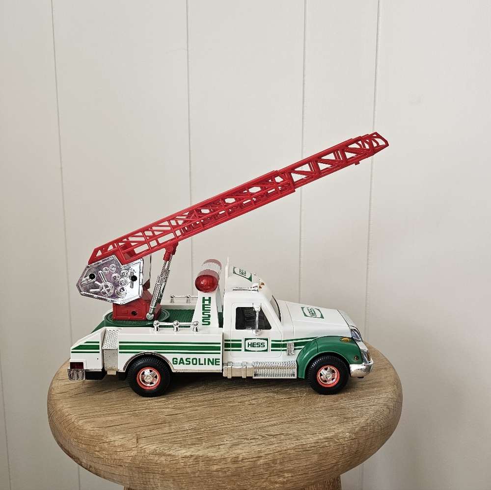Vintage 1994 Collectible Hess Gasoline Truck